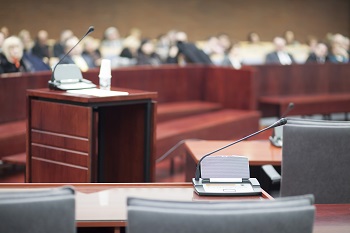 Tennessee Courtroom testimony microphone