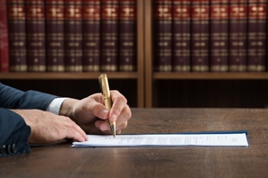 when to hire a car accident attorney